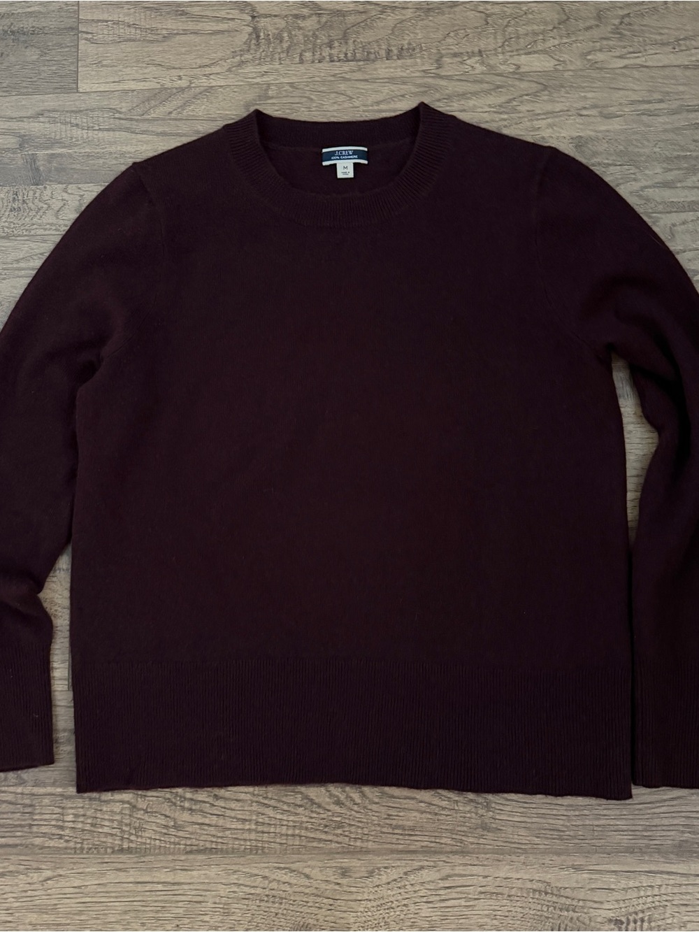 $148 J.Crew Cashmere Classic-fit Crewneck Sweater, worn once, M Medium - Picture 4 of 11